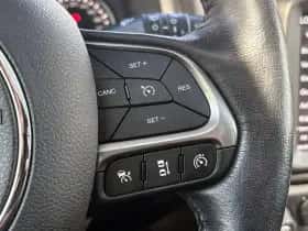 Jeep Renegade thumbnail 6