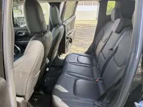 Jeep Renegade thumbnail 10