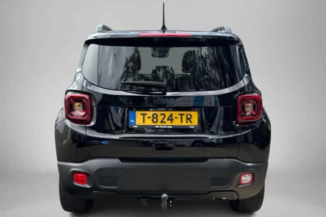 Jeep Renegade (2023) thumbnail 3
