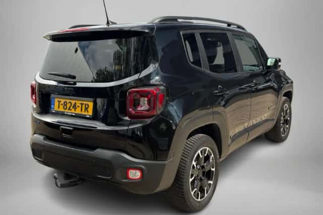 Jeep Renegade (2023) thumbnail 4