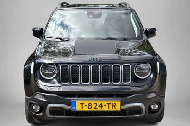 Jeep Renegade (2023) thumbnail 5