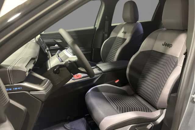 Jeep Compass (2026) thumbnail 3