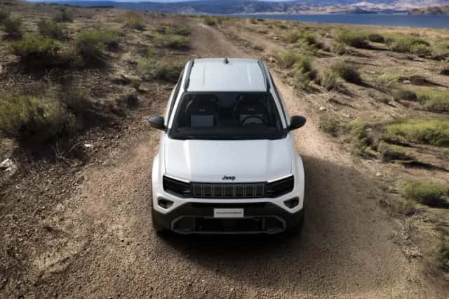 Jeep Avenger (2025) thumbnail 3