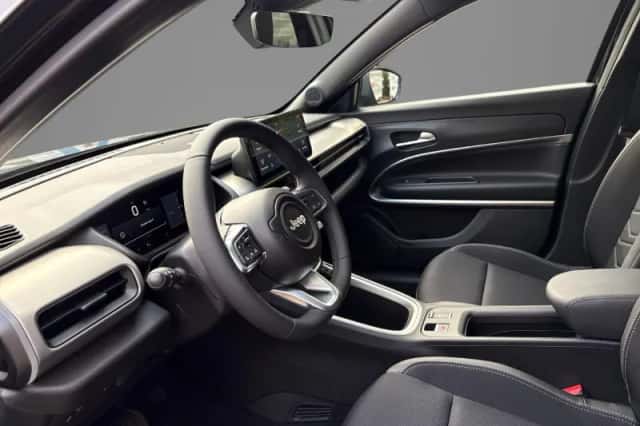 Jeep Avenger (2026) thumbnail 3