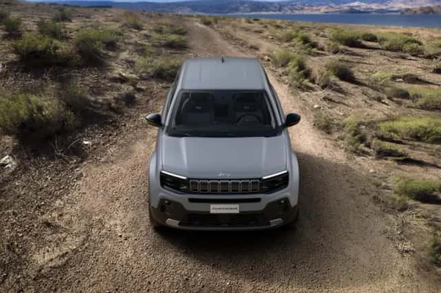 Jeep Avenger (2025) thumbnail 4