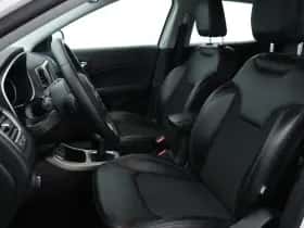 Jeep Compass (2019) thumbnail 4