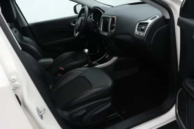 Jeep Compass (2019) thumbnail 5