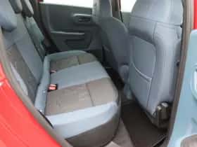 Fiat Grande Panda (2025) thumbnail 6