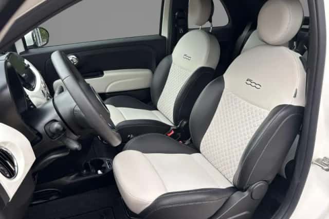 Fiat 500C (2022) thumbnail 2