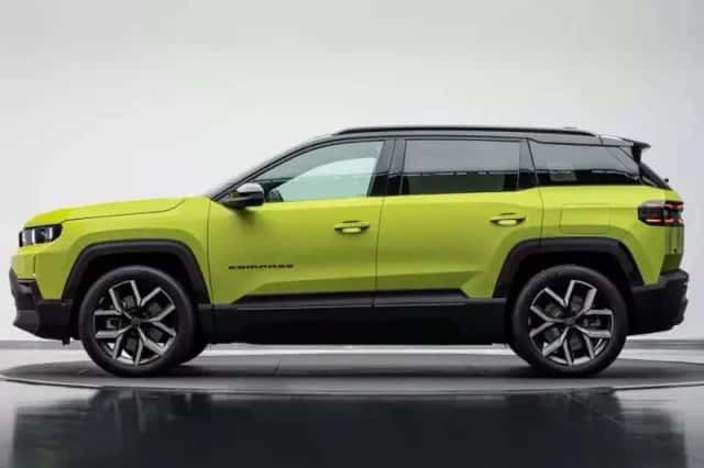 Jeep Compass (2025) thumbnail 3