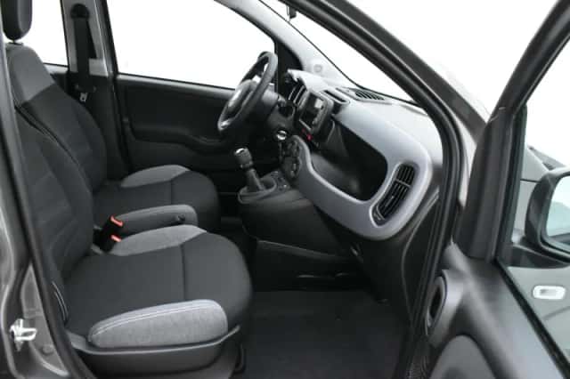 Fiat Panda (2022) thumbnail 4