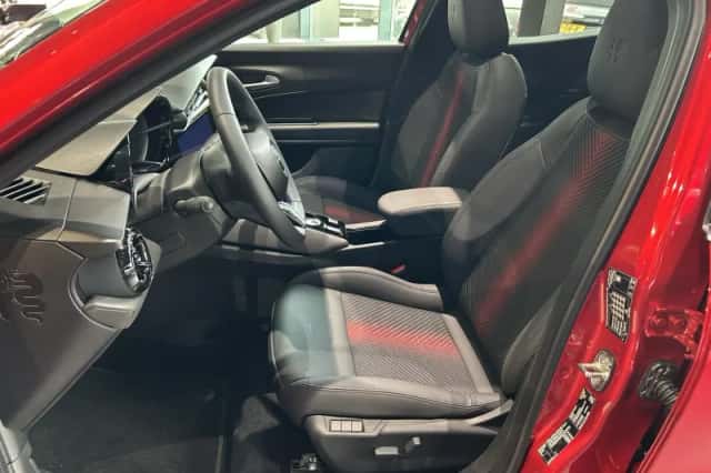 Alfa Romeo Junior (2025) thumbnail 2
