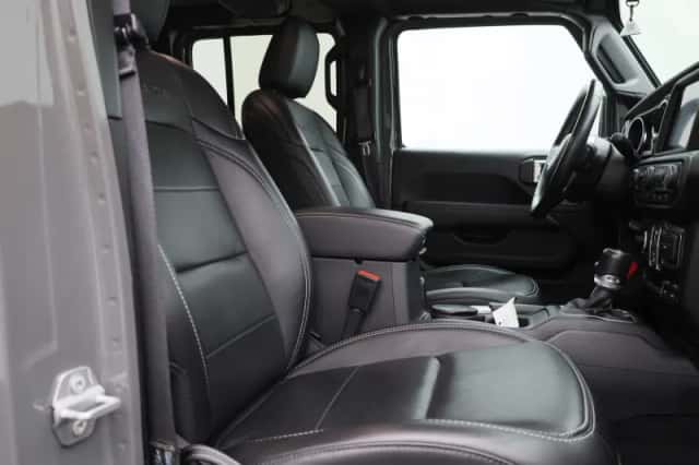 Jeep Wrangler (2022) thumbnail 6