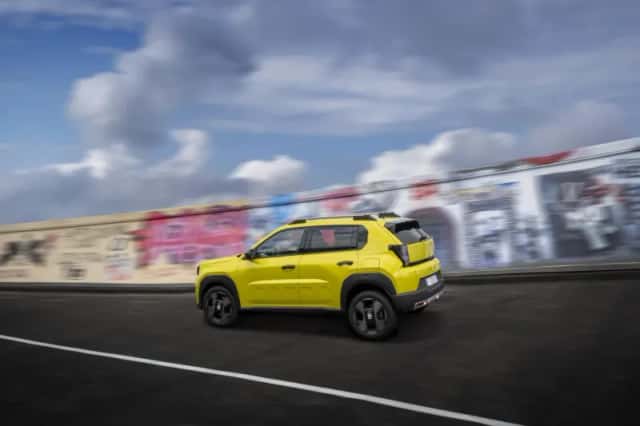 Fiat Grande Panda (2024) thumbnail 2