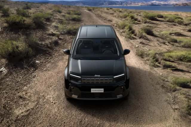 Jeep Avenger (2025) thumbnail 4