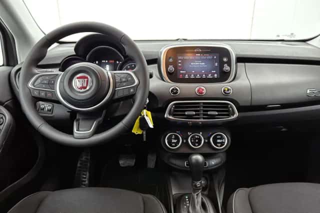 Fiat 500X (2023) thumbnail 4
