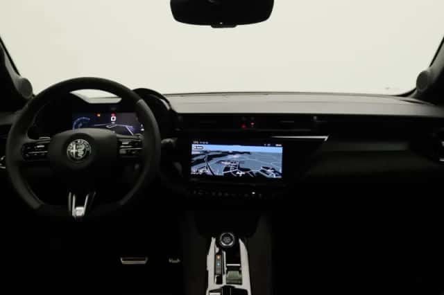 Alfa Romeo Junior (2026) thumbnail 4
