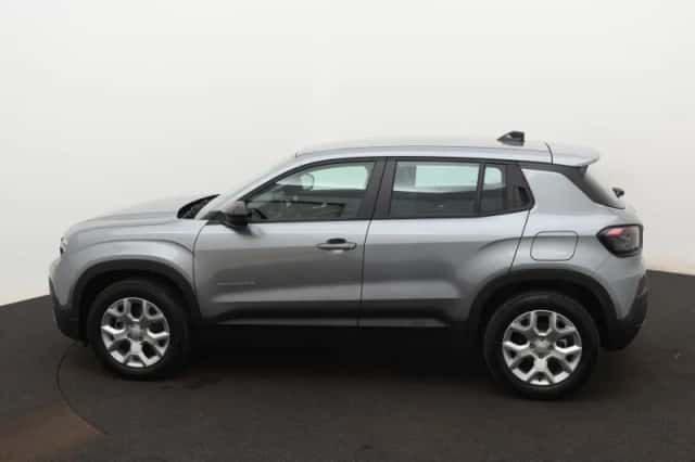 Jeep Avenger (2024) thumbnail 2