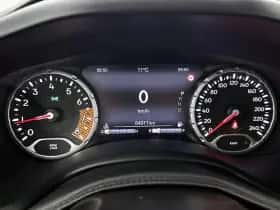 Jeep Renegade thumbnail 16