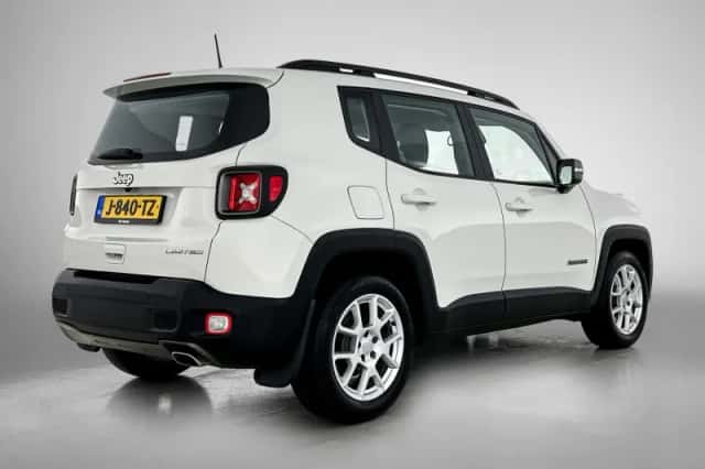 Jeep Renegade (2019) thumbnail 4