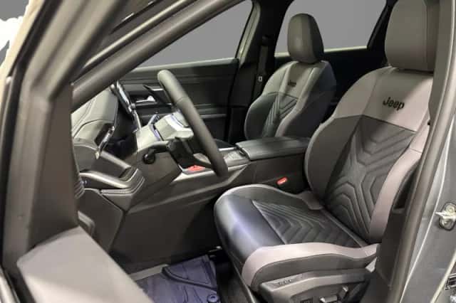 Jeep Compass (2026) thumbnail 2
