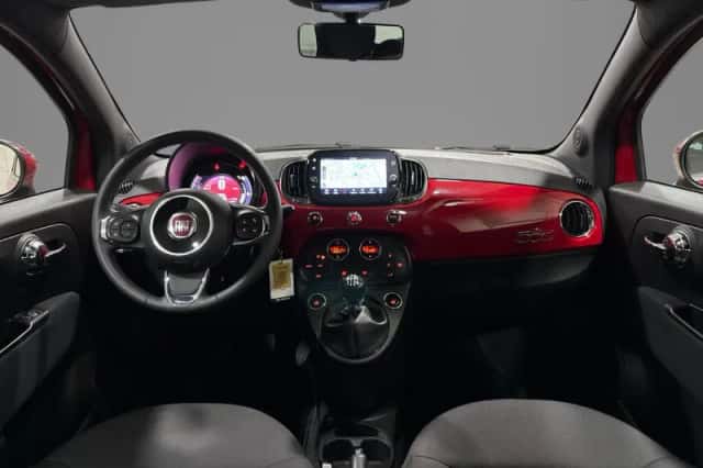 Fiat 500 (2023) thumbnail 5