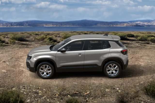 Jeep Avenger (2025) thumbnail 3