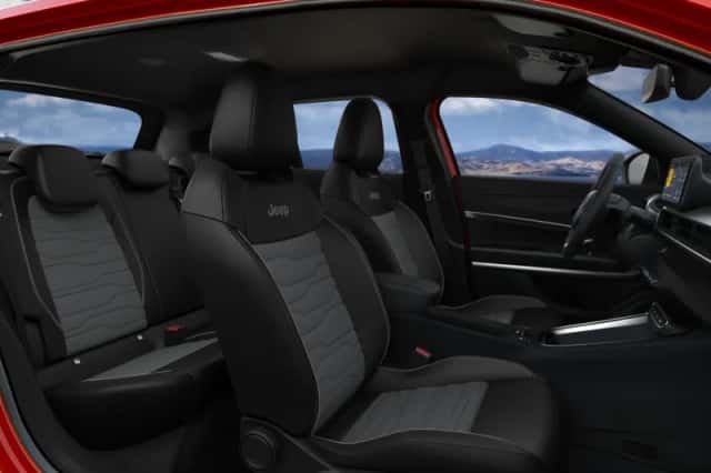 Jeep Avenger (2025) thumbnail 6