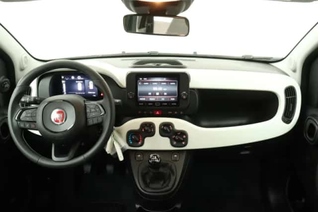 Fiat Panda (2025) thumbnail 3