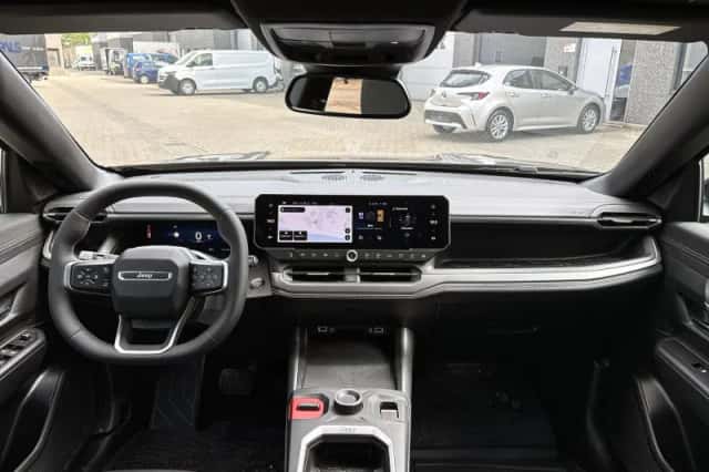 Jeep Compass (2026) thumbnail 4