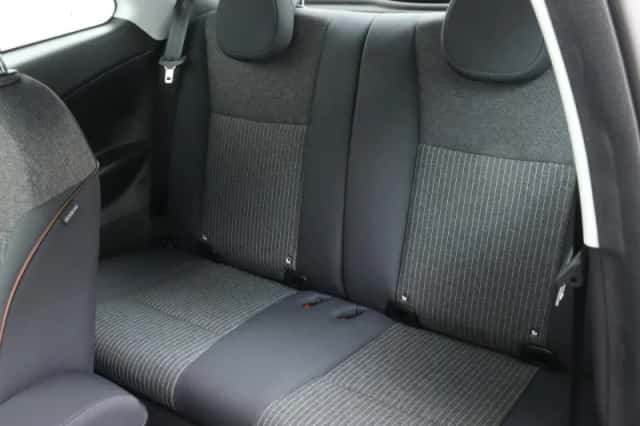 Fiat 500e (2023) thumbnail 5