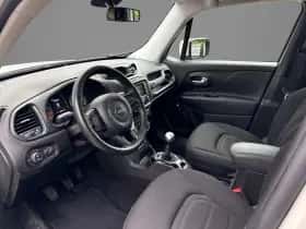 Jeep Renegade (2017) thumbnail 3