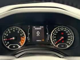 Jeep Renegade (2017) thumbnail 5