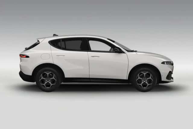 Alfa Romeo Tonale (2025) thumbnail 2
