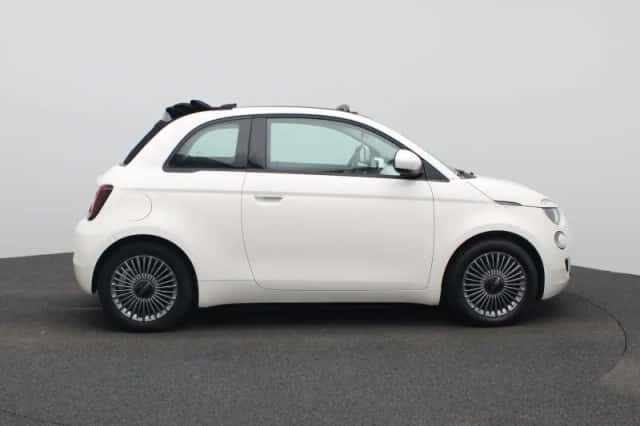 Fiat 500e (2022) thumbnail 6