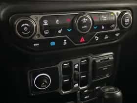 Jeep Wrangler thumbnail 13