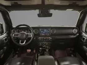 Jeep Wrangler thumbnail 4