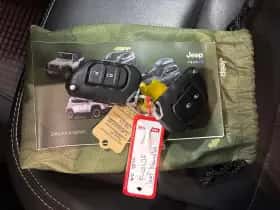 Jeep Wrangler thumbnail 33