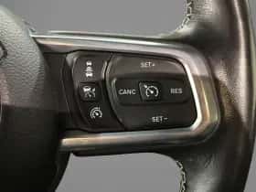 Jeep Wrangler thumbnail 10