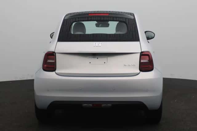 Fiat 500C (2026) thumbnail 5