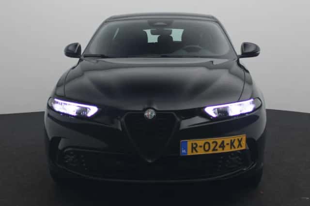 Alfa Romeo Tonale (2022) thumbnail 3