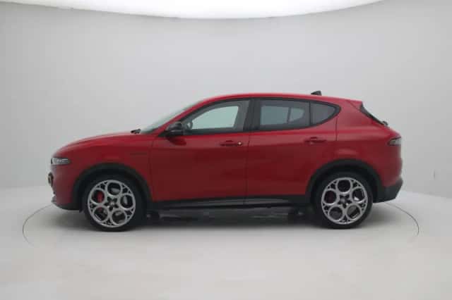 Alfa Romeo Tonale (2024) thumbnail 4