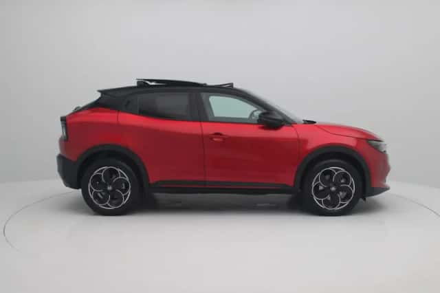 Alfa Romeo Junior (2025) thumbnail 6