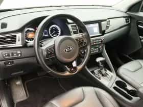Kia Niro (2018) thumbnail 25