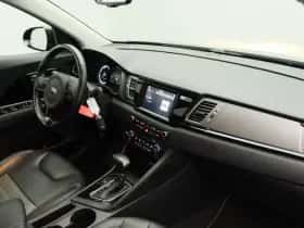 Kia Niro (2018) thumbnail 28