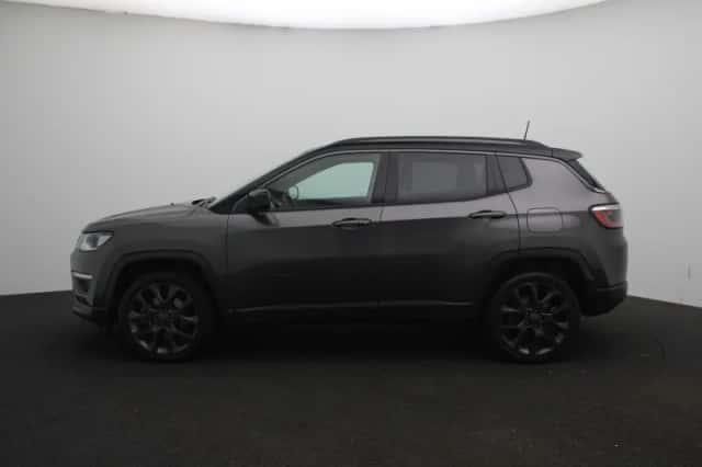 Jeep Compass (2020) thumbnail 4
