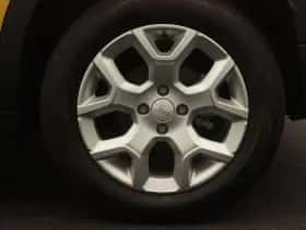 Jeep Avenger thumbnail 17