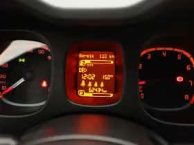 Fiat Panda (2022) thumbnail 8