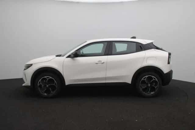 Alfa Romeo Junior (2025) thumbnail 4