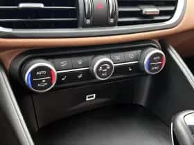 Alfa Romeo Giulia thumbnail 18